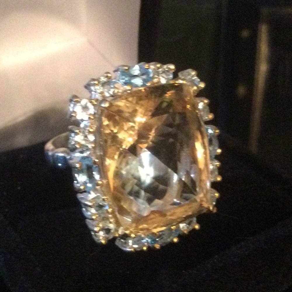 Exquisite 30 CTW of Genuine Citrine & Topaz Ring - Picture 13 of 17
